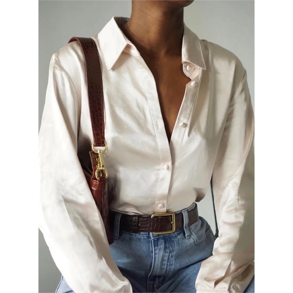 New Princess Polly Vintage vibes satin shirt in Champagne Size 0 - Picture 2 of 9